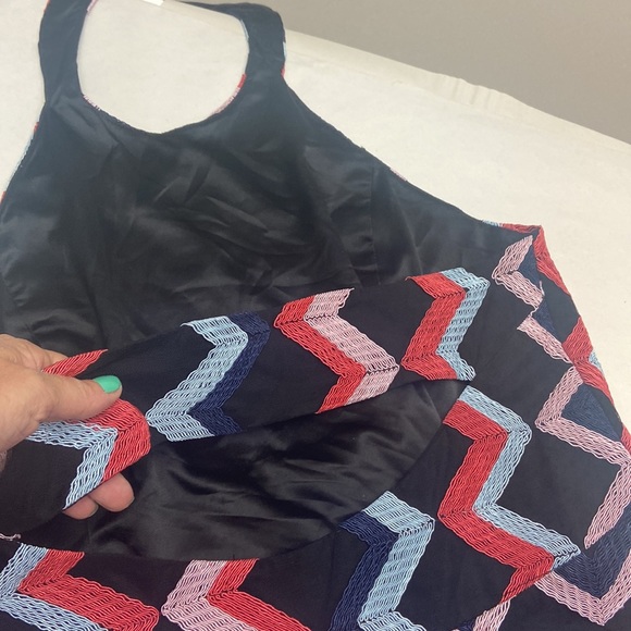 Parker - Elegance meets allure in this Parker dress – perfect for any occasion! - Picture 8 of 16